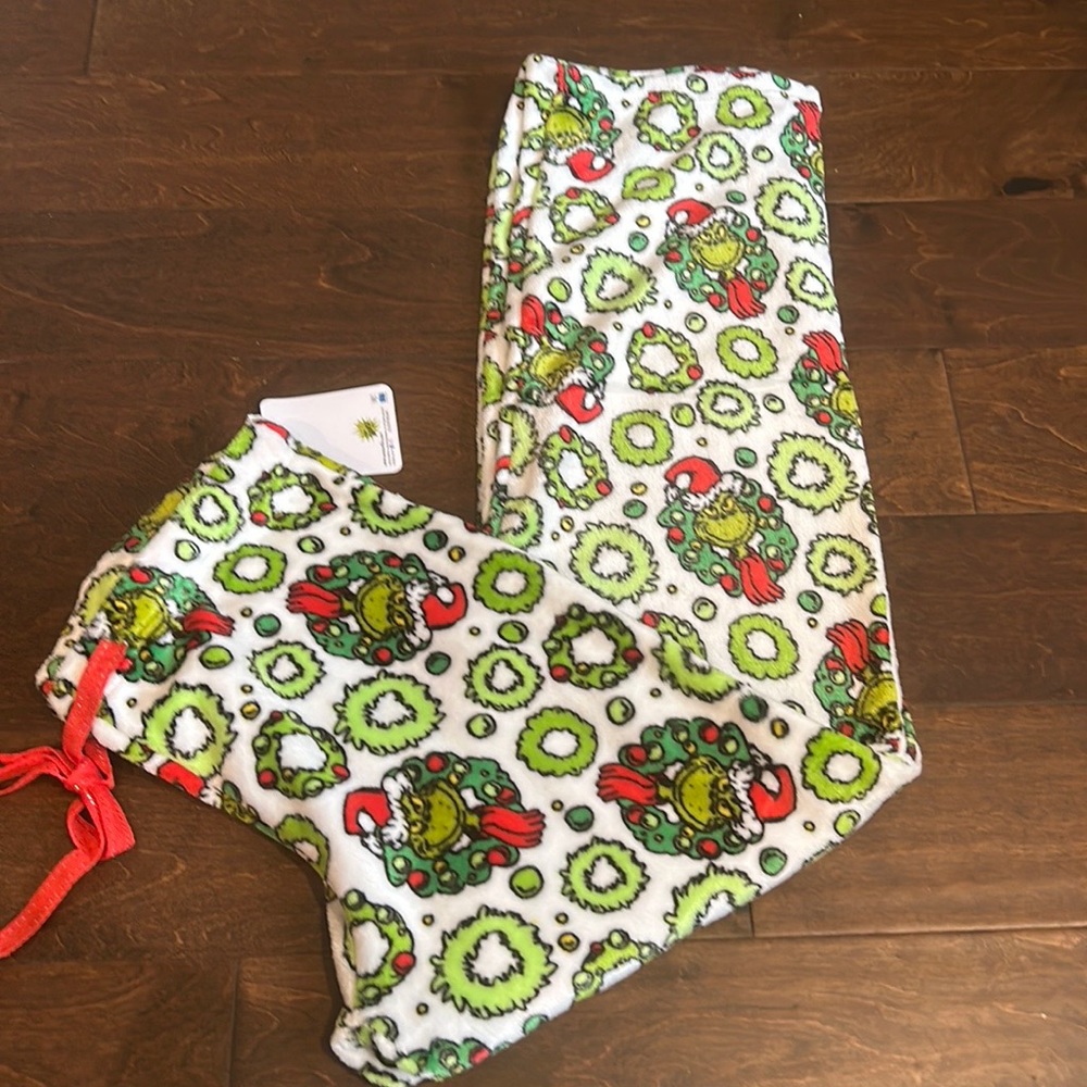 Dr Seuss Womens Grinch Pajama Pants Red Green plush NWT Christmas Holiday